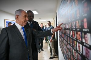 Hamas Releases Video Of Elderly Israeli Hostages